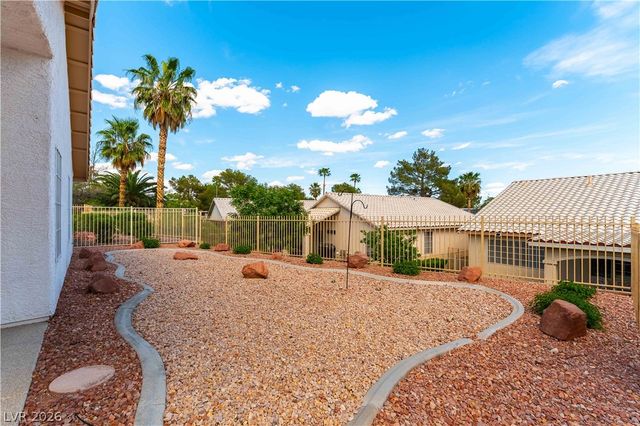 5460 Beach Pine Street, Las Vegas, NV 89130