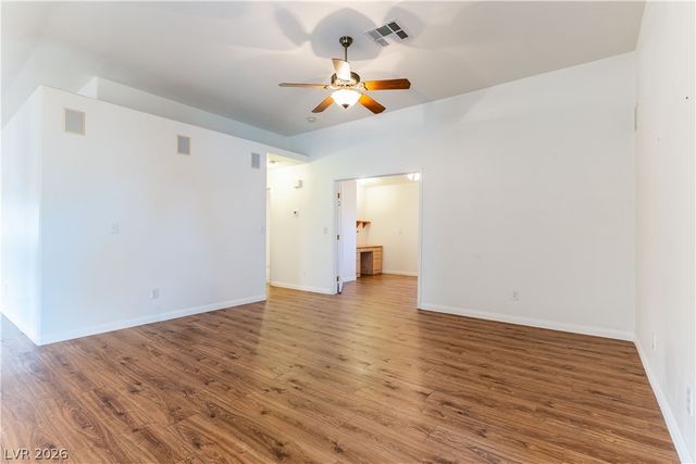 5460 Beach Pine Street, Las Vegas, NV 89130