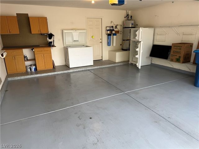 5460 Beach Pine Street, Las Vegas, NV 89130