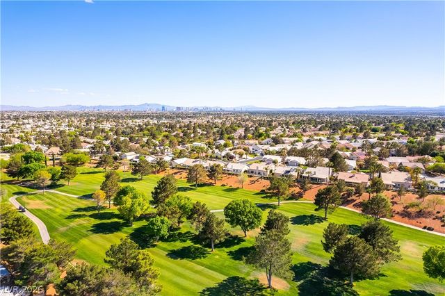 5460 Beach Pine Street, Las Vegas, NV 89130