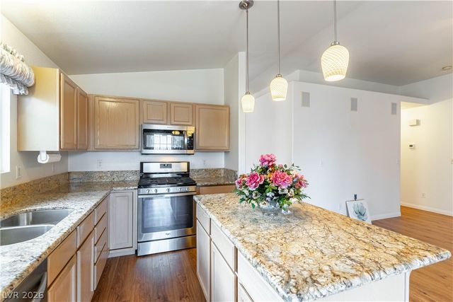 5460 Beach Pine Street, Las Vegas, NV 89130