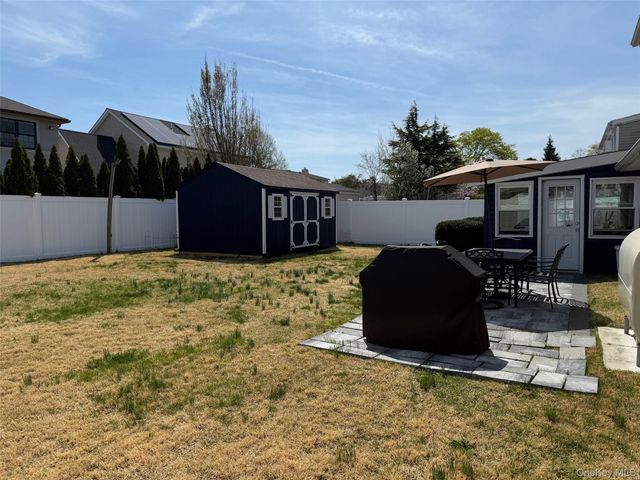 12 Carlton Drive, Massapequa, NY 11758