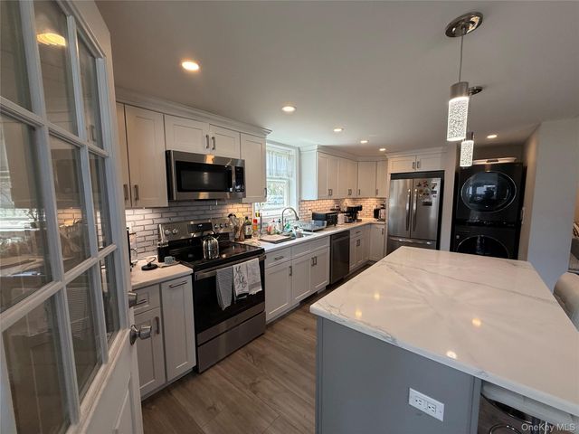 12 Carlton Drive, Massapequa, NY 11758