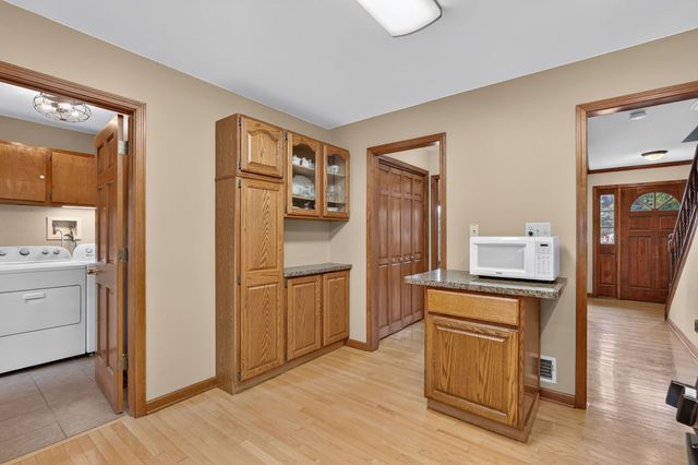 309 E Somonauk Street, Yorkville, IL 60560