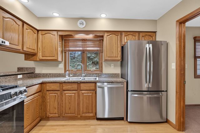 309 E Somonauk Street, Yorkville, IL 60560