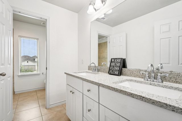 7634 Leonardo DR, Round Rock, TX 78665