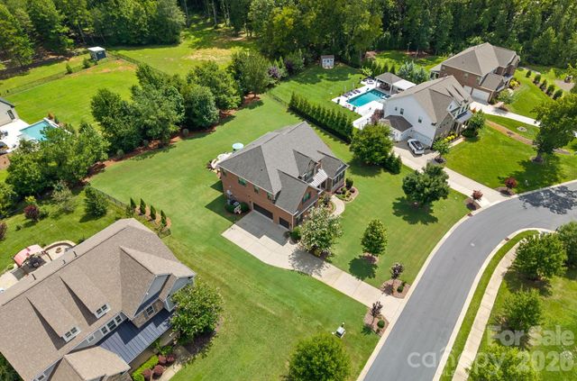 107 Barlow Street, Marvin, NC 28173