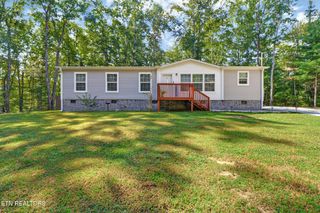 137 Grouse Ridge Rd, Harriman, TN 37748