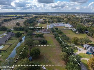 128 Veranda Place, Youngsville, LA 70592