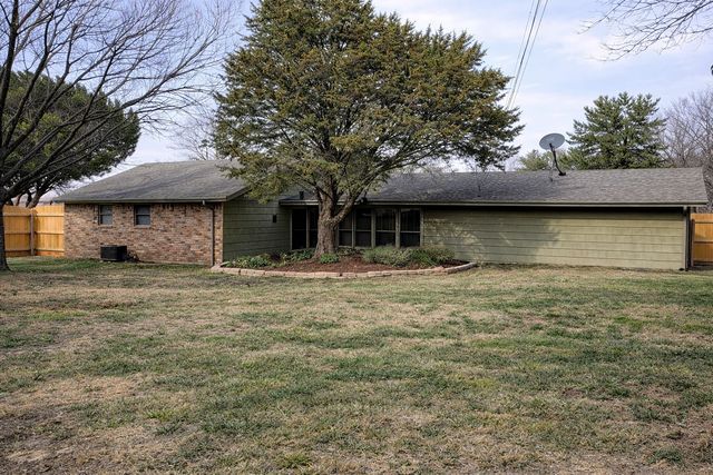 3000 Maple Hill Circle, Waco, TX 76708