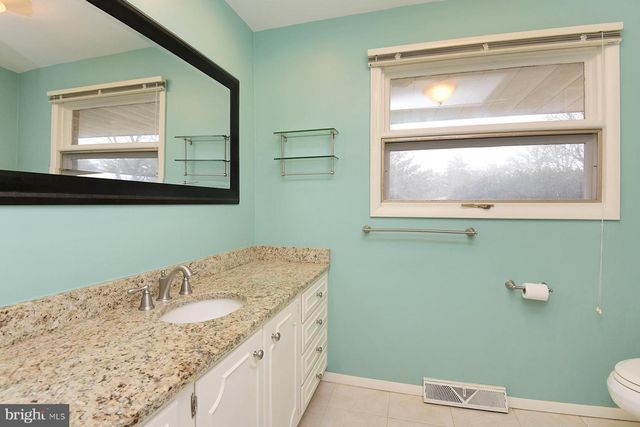 28 W CHURCH RD, Lawrence Township, NJ 08648