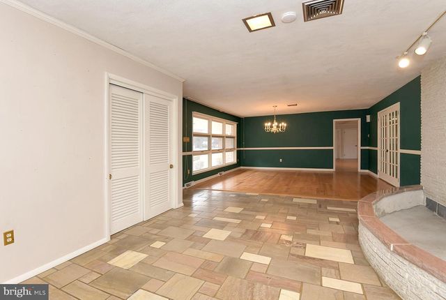 28 W CHURCH RD, Lawrence Township, NJ 08648