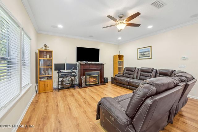 3839 ANDERSON WOODS Drive, Jacksonville, FL 32218