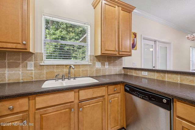 3839 ANDERSON WOODS Drive, Jacksonville, FL 32218