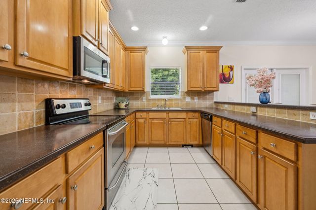 3839 ANDERSON WOODS Drive, Jacksonville, FL 32218