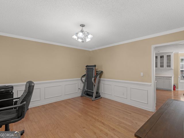 112 Crown Oaks Drive, Stockbridge, GA 30281