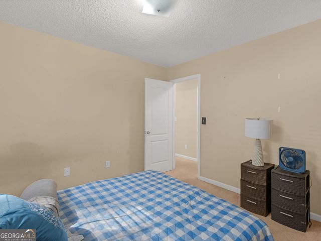 112 Crown Oaks Drive, Stockbridge, GA 30281