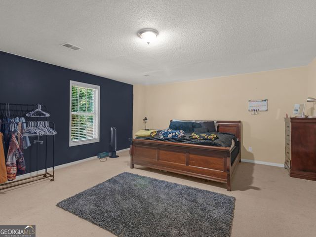 112 Crown Oaks Drive, Stockbridge, GA 30281