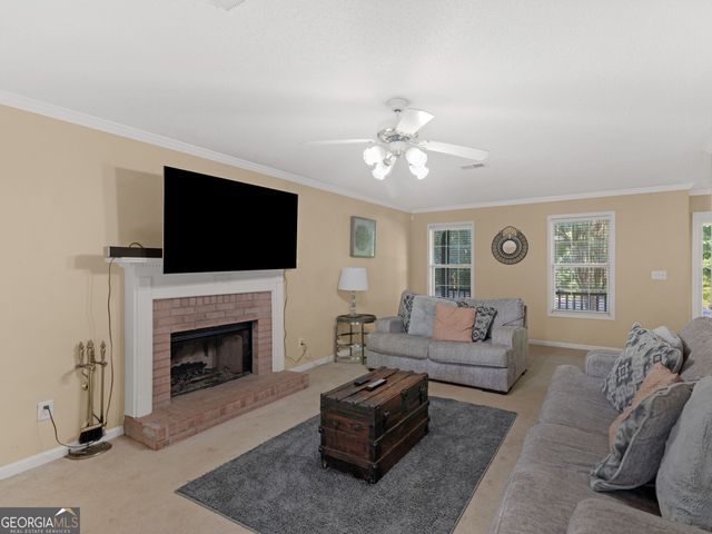 112 Crown Oaks Drive, Stockbridge, GA 30281