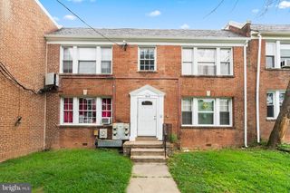 1616 17TH PL SE #1, Washington, DC 20020