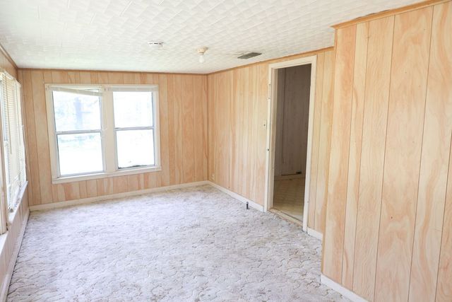 801 E Walcott Avenue, Comanche, TX 76442