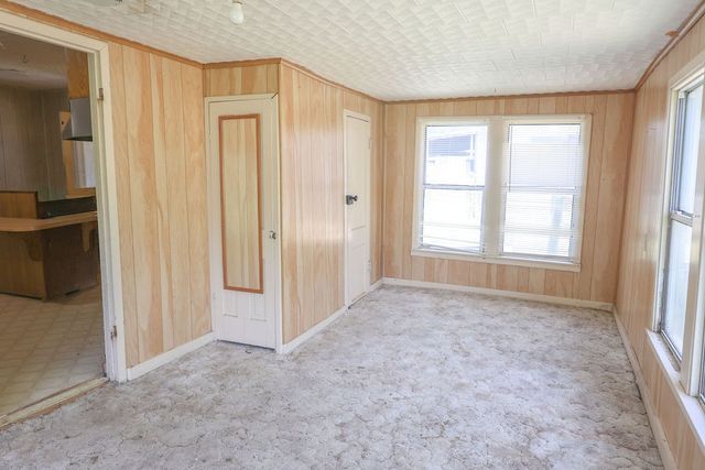 801 E Walcott Avenue, Comanche, TX 76442