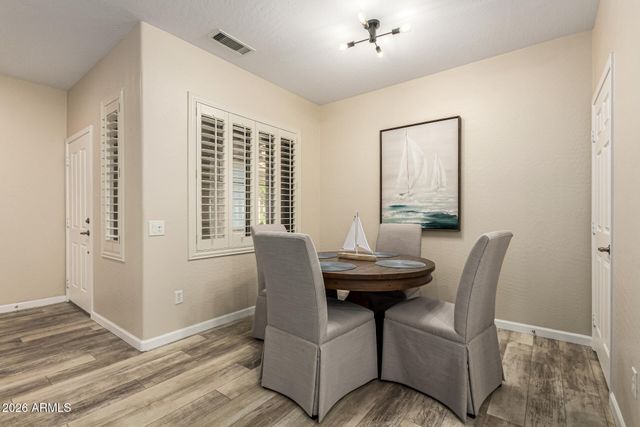 16779 W DESERT BLOSSOM Way, Surprise, AZ 85387