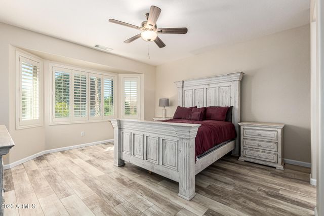 16779 W DESERT BLOSSOM Way, Surprise, AZ 85387