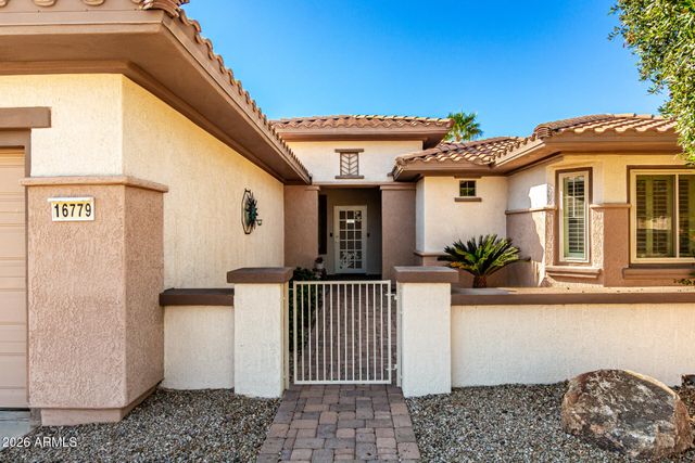 16779 W DESERT BLOSSOM Way, Surprise, AZ 85387