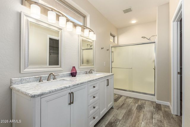 16779 W DESERT BLOSSOM Way, Surprise, AZ 85387