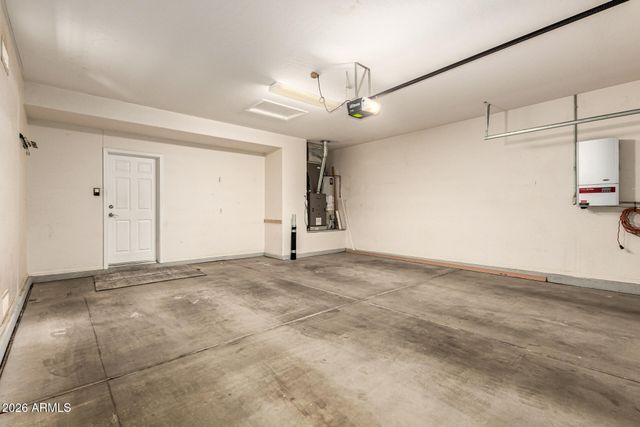 16779 W DESERT BLOSSOM Way, Surprise, AZ 85387