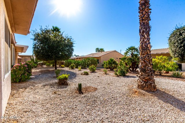 16779 W DESERT BLOSSOM Way, Surprise, AZ 85387