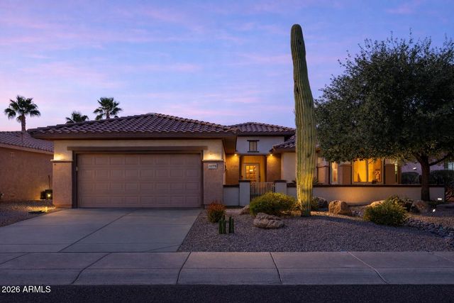 16779 W DESERT BLOSSOM Way, Surprise, AZ 85387