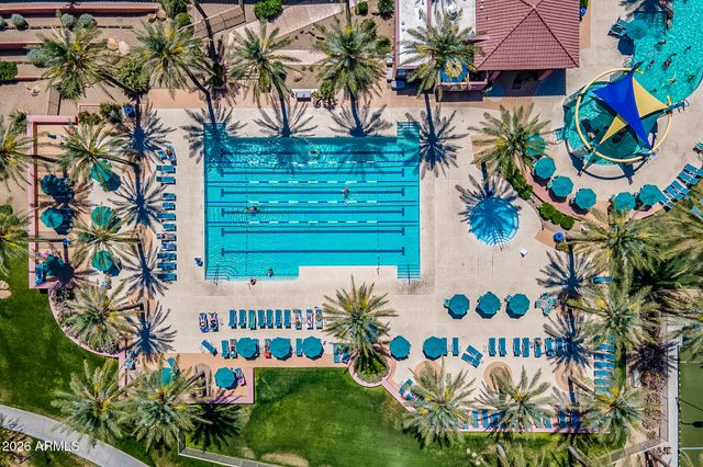 16779 W DESERT BLOSSOM Way, Surprise, AZ 85387