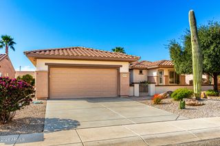 16779 W DESERT BLOSSOM Way, Surprise, AZ 85387