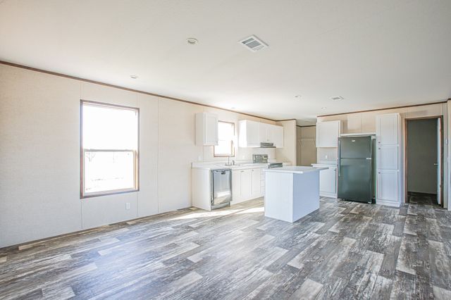 1057 Hopewell Road, Bellevue, TX 76228