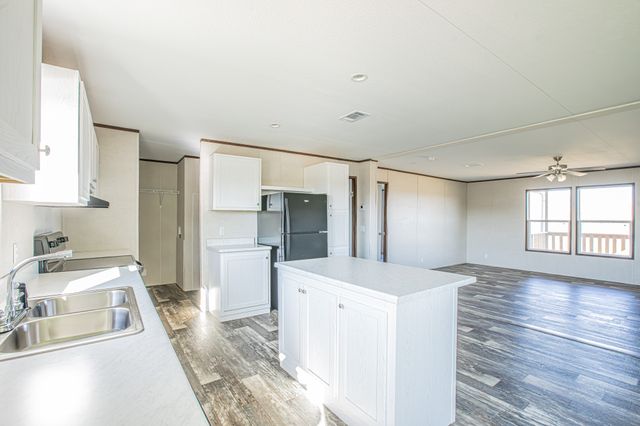 1057 Hopewell Road, Bellevue, TX 76228