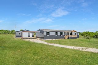 1057 Hopewell Road, Bellevue, TX 76228