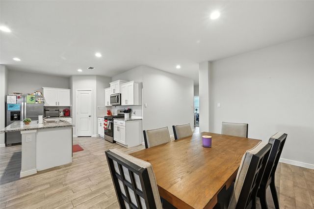 524 Prairie Clover Trail, Fort Worth, TX 76131