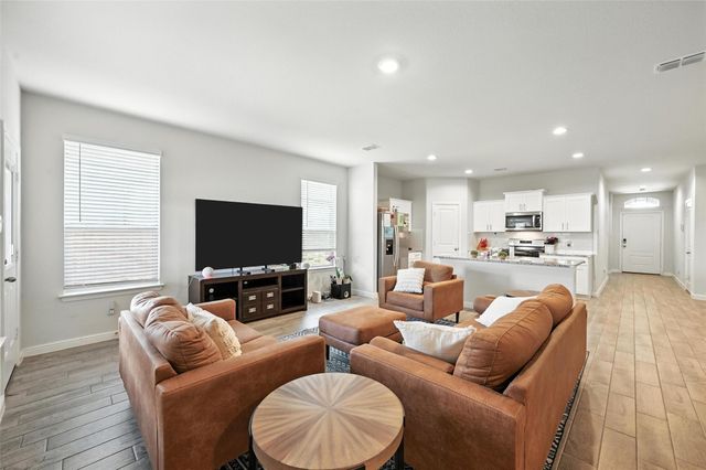 524 Prairie Clover Trail, Fort Worth, TX 76131