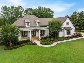 23 Bridgewater Dr., Hattiesburg, MS 39402