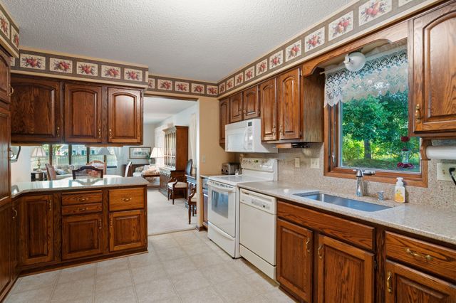 2994 Mary Street, Maplewood, MN 55109