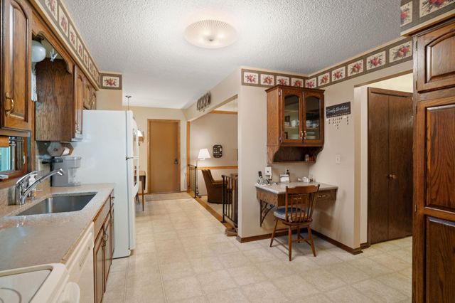 2994 Mary Street, Maplewood, MN 55109