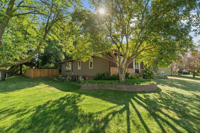 2994 Mary Street, Maplewood, MN 55109