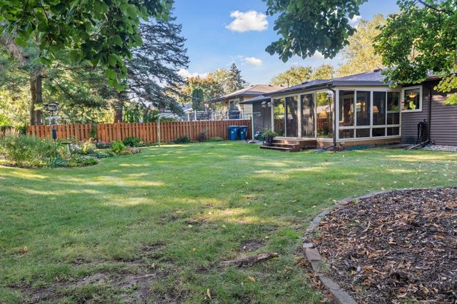 2994 Mary Street, Maplewood, MN 55109