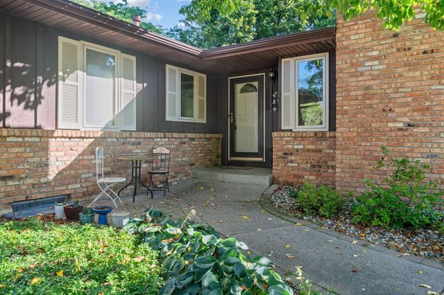 2994 Mary Street, Maplewood, MN 55109
