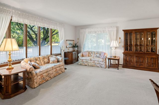 2994 Mary Street, Maplewood, MN 55109