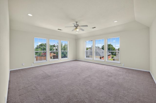 2328 Hunters Run Drive, Plano, TX 75025