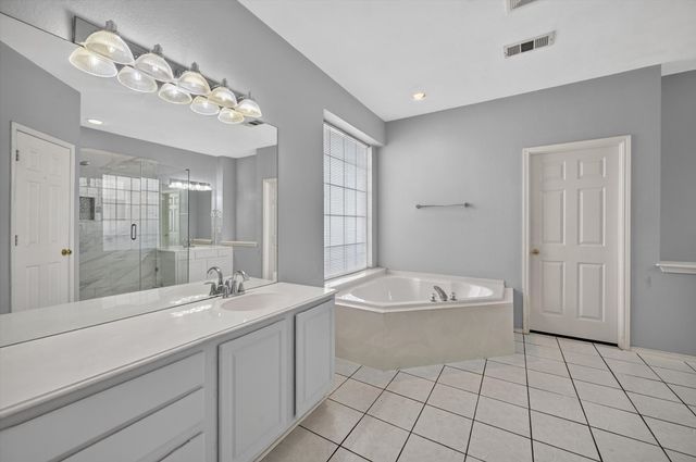 2328 Hunters Run Drive, Plano, TX 75025