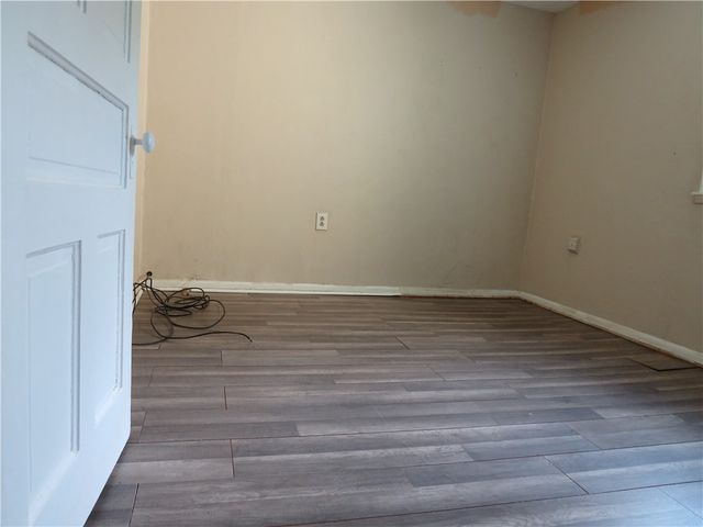 141 Zara St, Knoxville, PA 15210